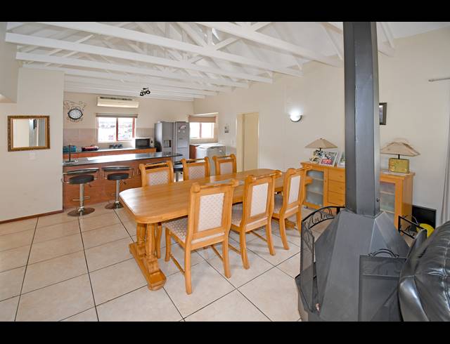 3 BEDROOM HOUSE FOR SALE IN CRAIGAVON